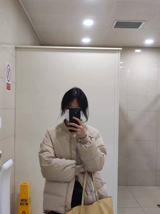 海澜优选运动羽绒服