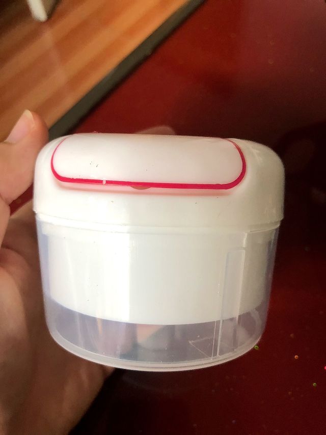 超级好用的捣蒜器