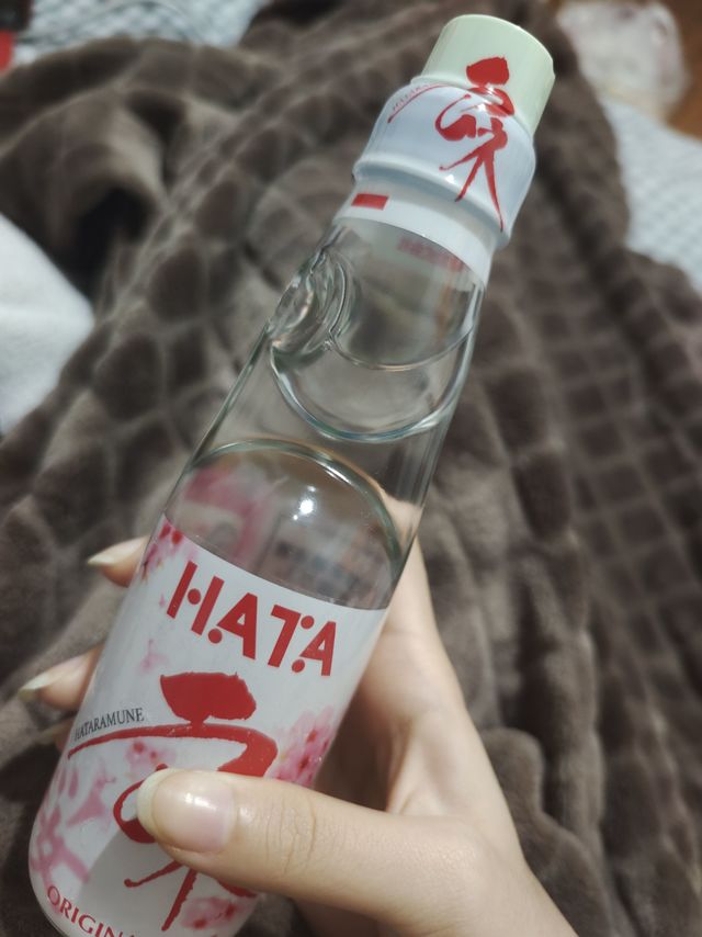 玻璃瓶超好看～日本樱花波子汽水