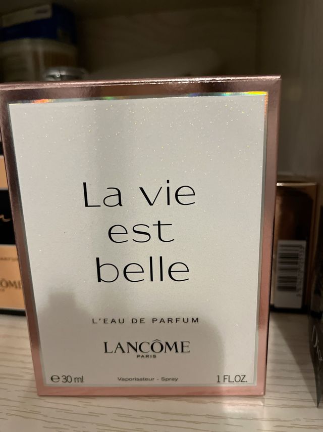 一直用这个牌子的香水,正品非常好。味道非