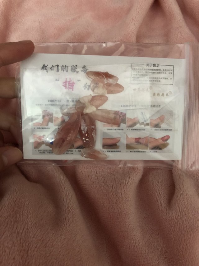 网红爆款的穿戴美甲
