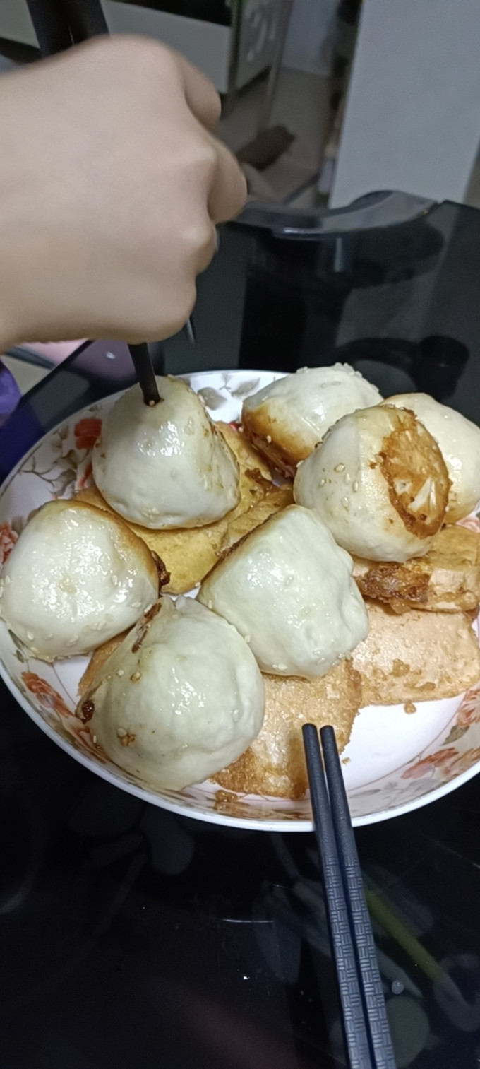 阿三生煎包子/烧麦