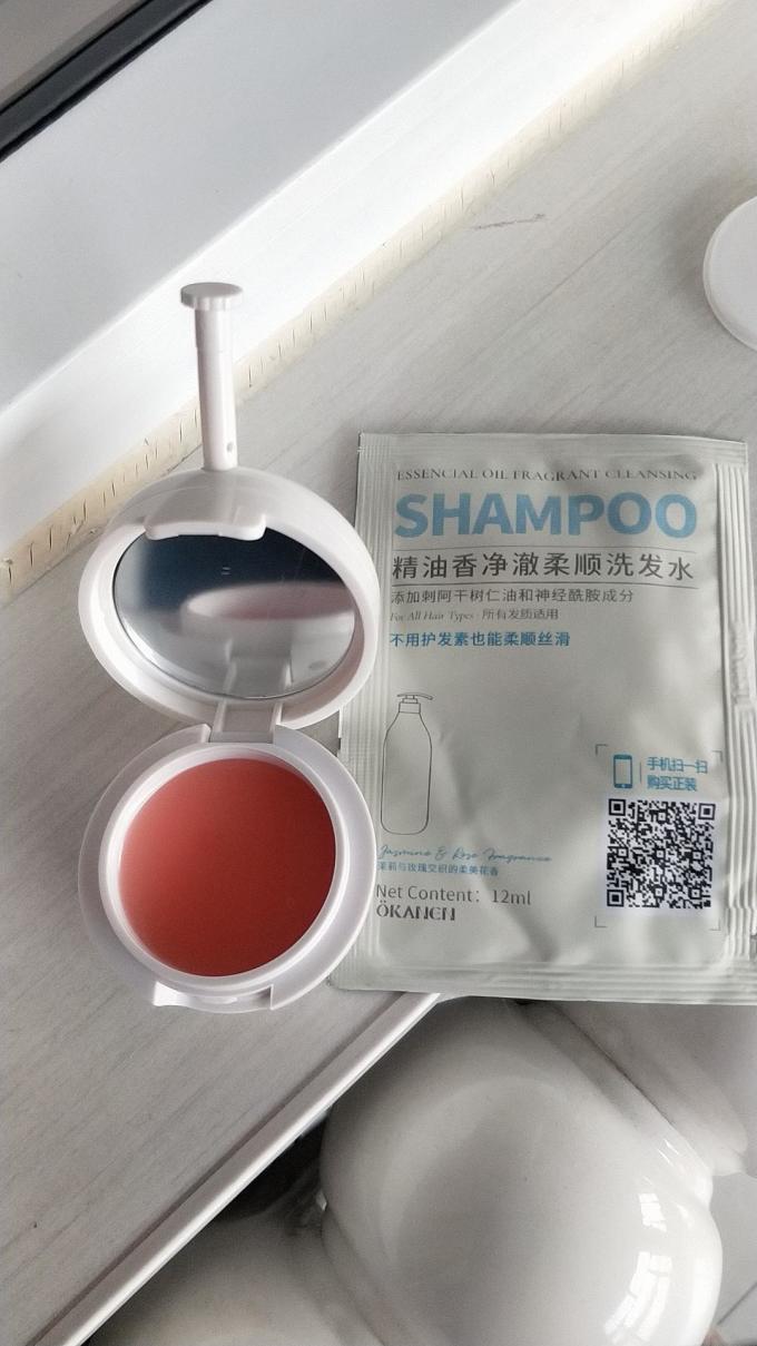 润唇膏