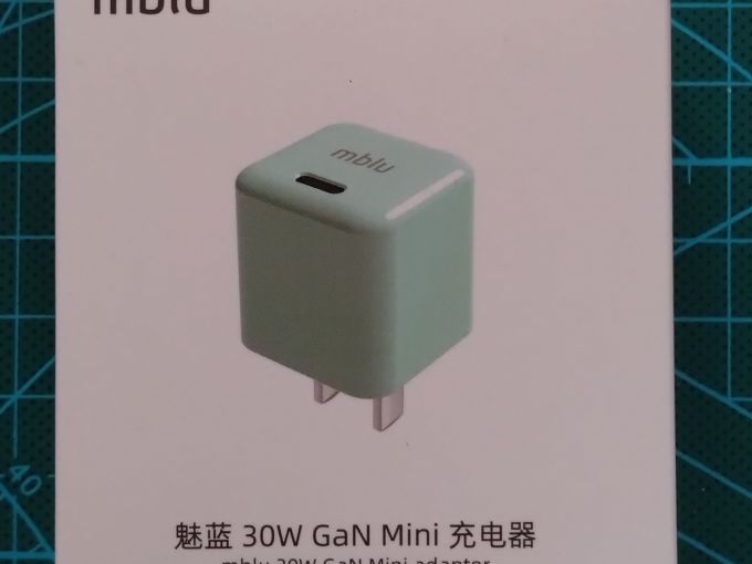 魅蓝充电器