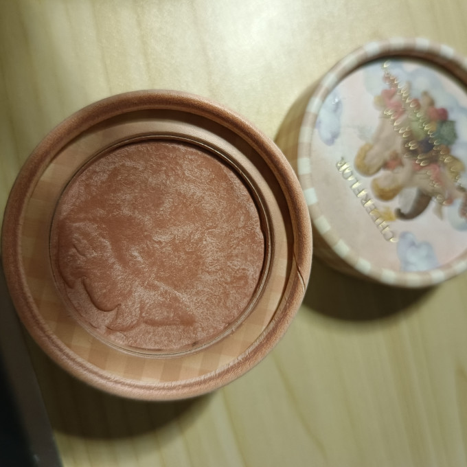 腮红