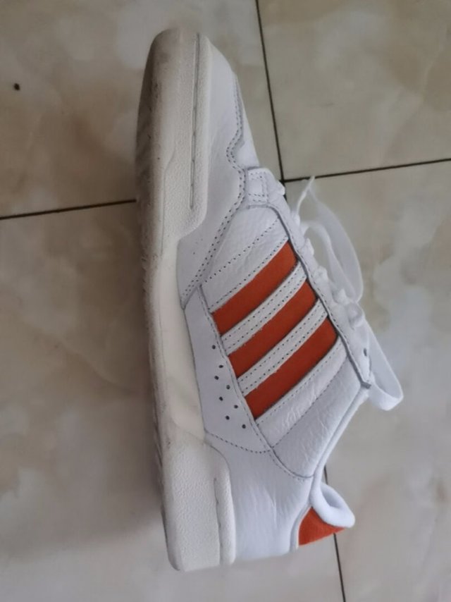 看起来还可以，穿着也很舒服