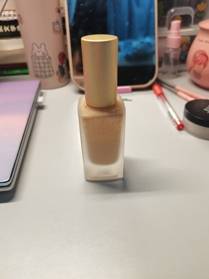 珀莱雅粉底液