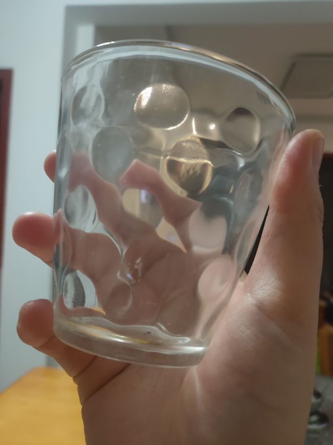 玻璃杯