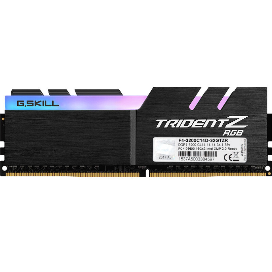 最终入了芝奇幻光戟32GB(16G×2)套装!
