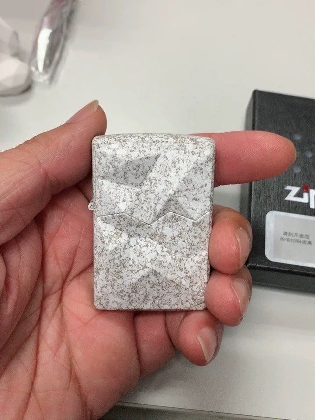 送给老公的打火机他很喜欢