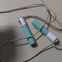 得力自动计数跳绳