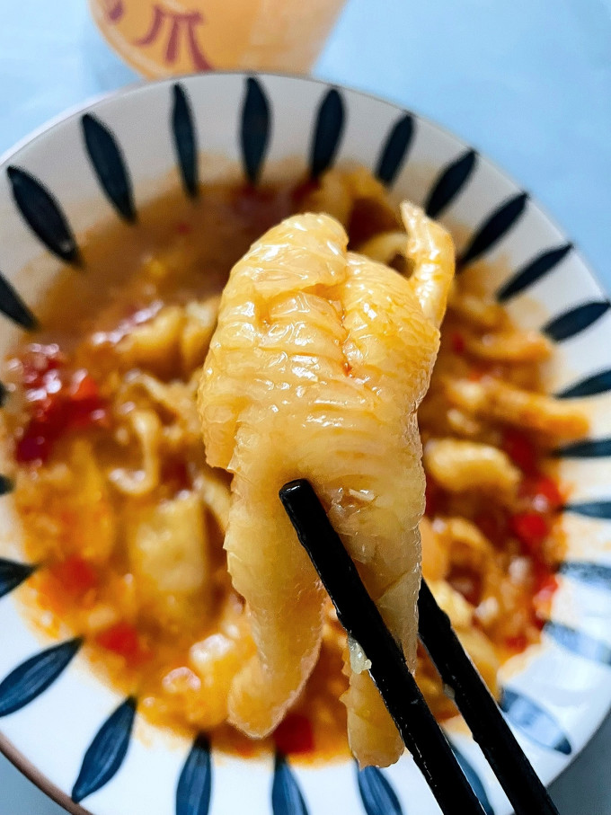 幻食心味鸡鸭零食