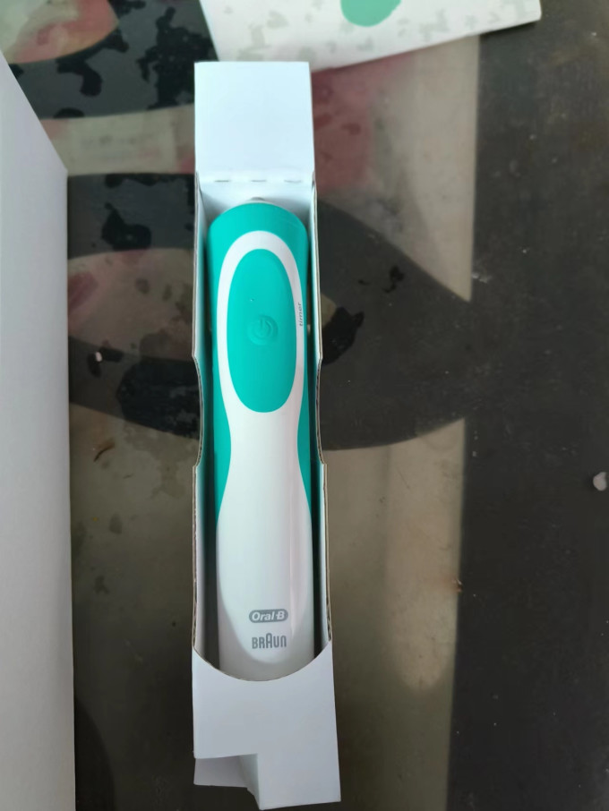 欧乐B电动牙刷