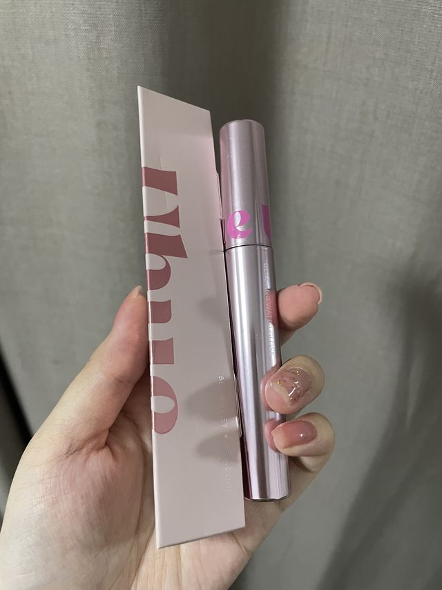 uhue超级美丽的唇釉一眼看中清透感无敌