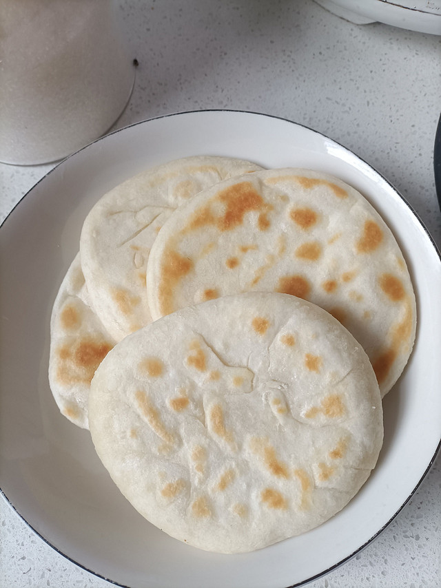 真的很爱吃面食，宣软的小饼