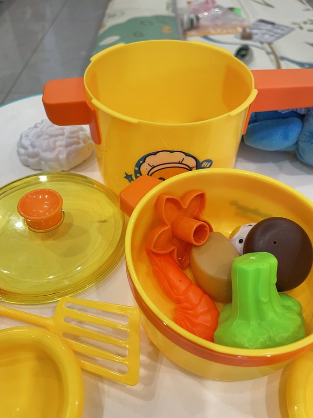 做工还可以，符合这个价格定位，小孩就怕玩