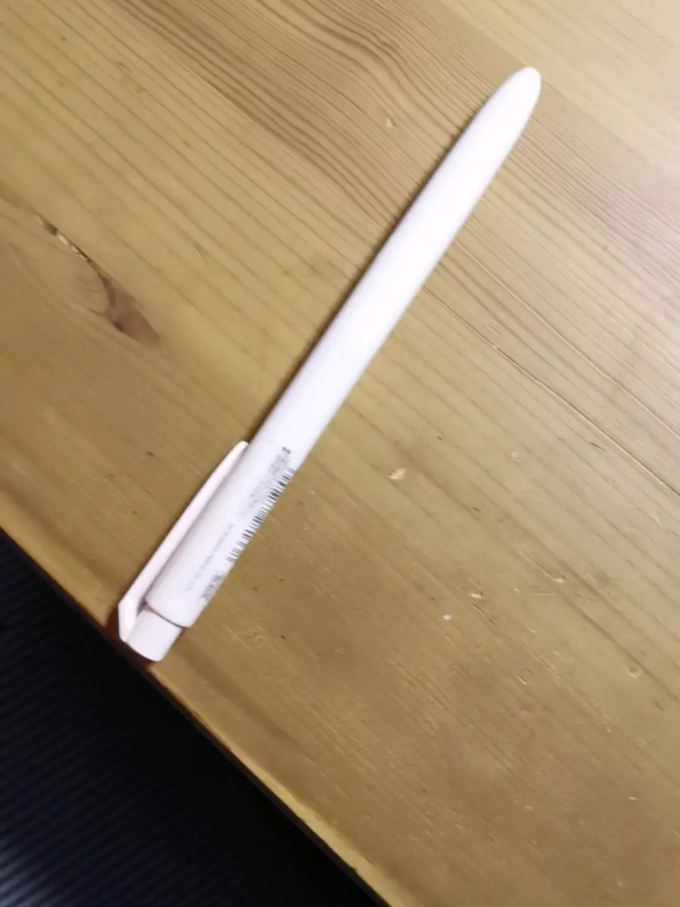 三菱铅笔中性笔