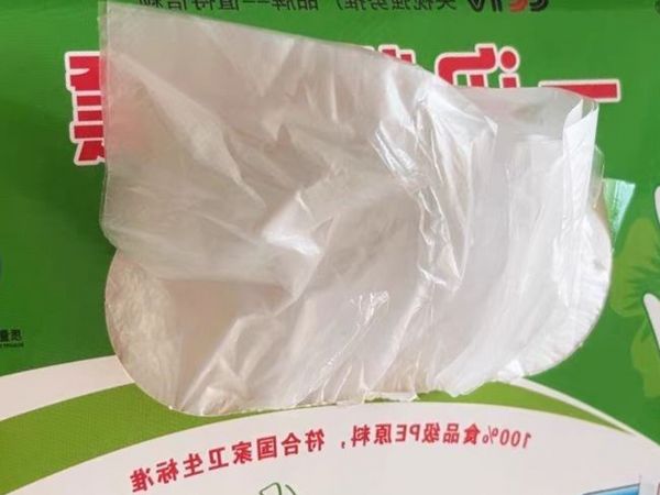 小吃必备的一次性塑料手套