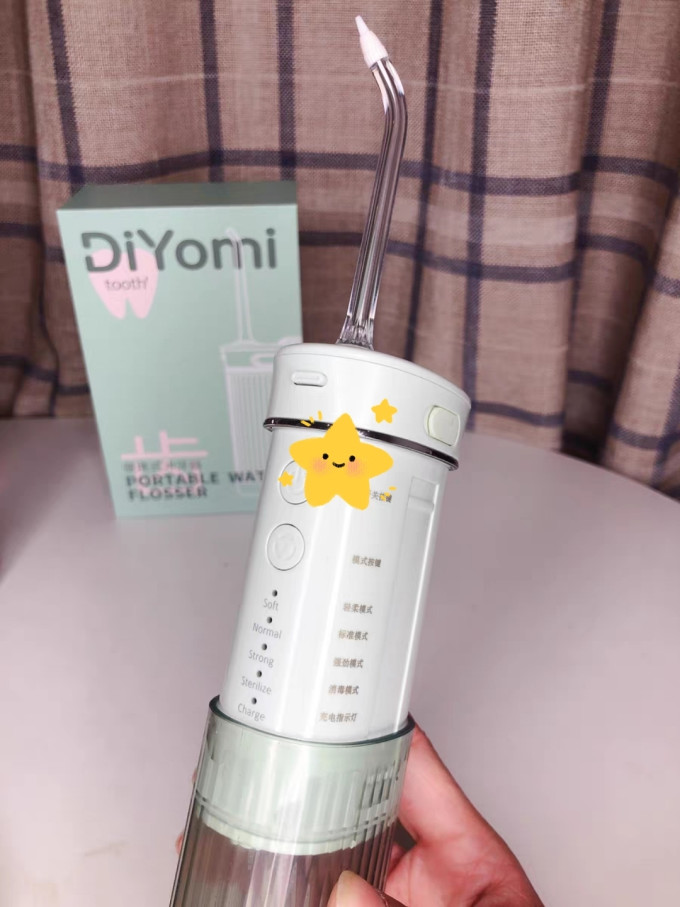 冲牙器