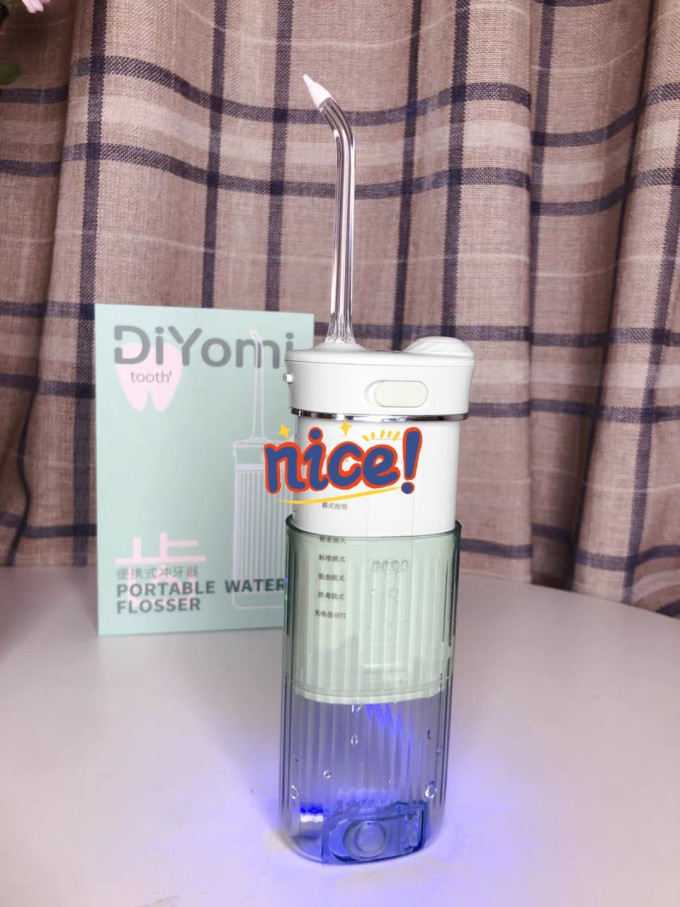 冲牙器