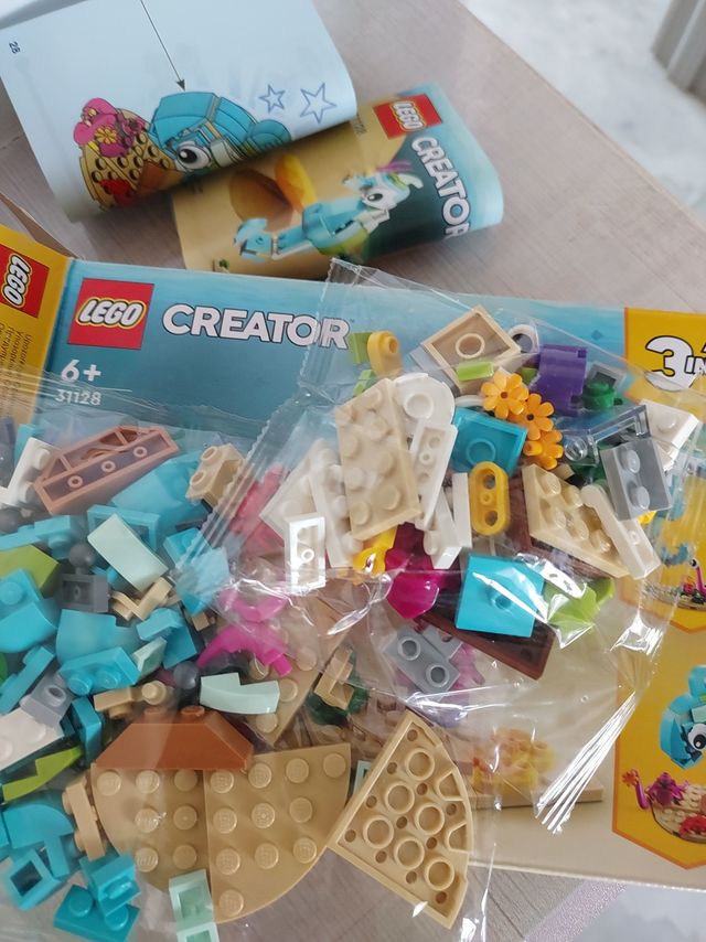 质量很好,孩子喜欢,拼搭指引详细