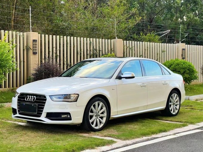 奥迪中型车