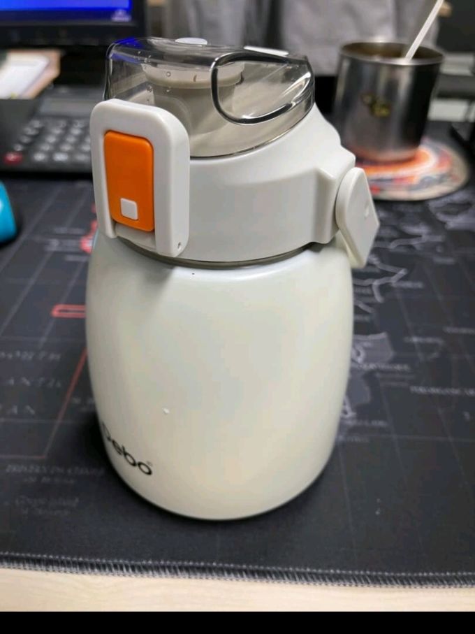 德铂保温杯