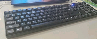 物美价廉的现代翼蛇KA7有线键盘
