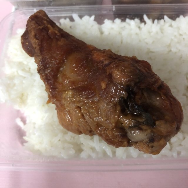 香气诱人的藤椒大鸡腿