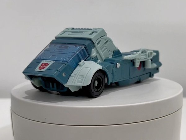 机器恐龙的保姆——D级杯子汽车形态展示