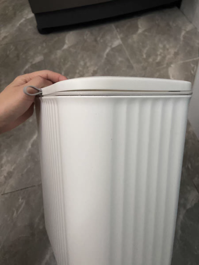 百年正和垃圾桶