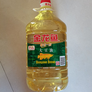 金龙鱼精炼大豆油，优质且容量大！