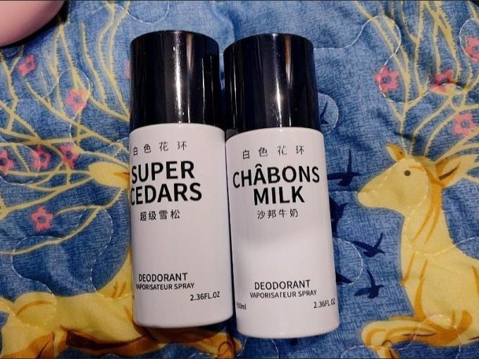 白色花环持久留香香水