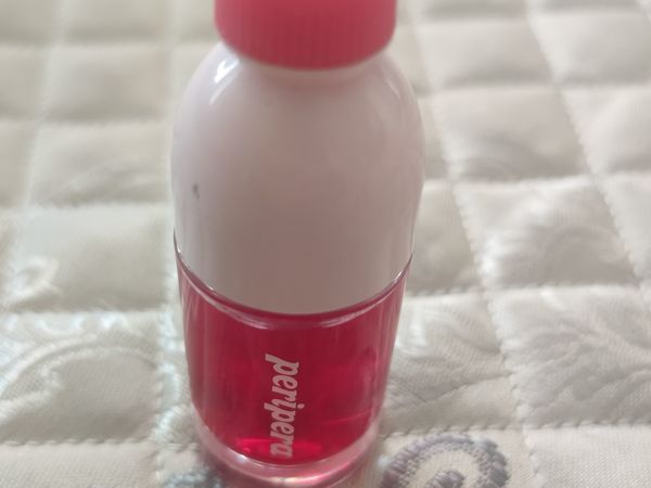 平价口红：​菲丽菲拉ink染唇液