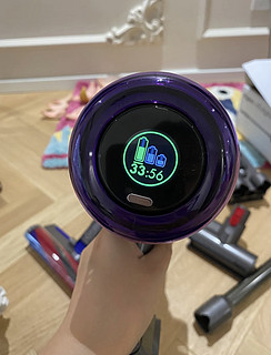 戴森dyson V10轻量版 清洁帮手