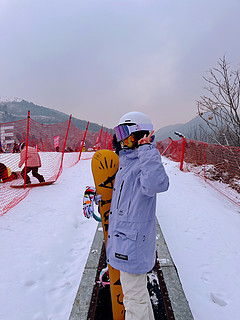 单板滑雪装备终于齐啦！紫色系单板女孩走起