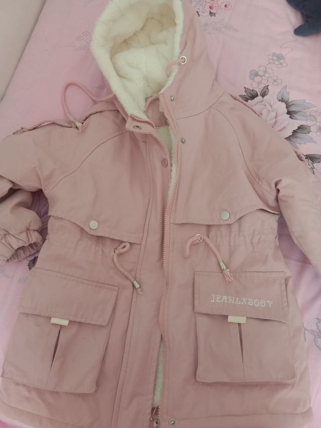 非常厚实的儿童棉服