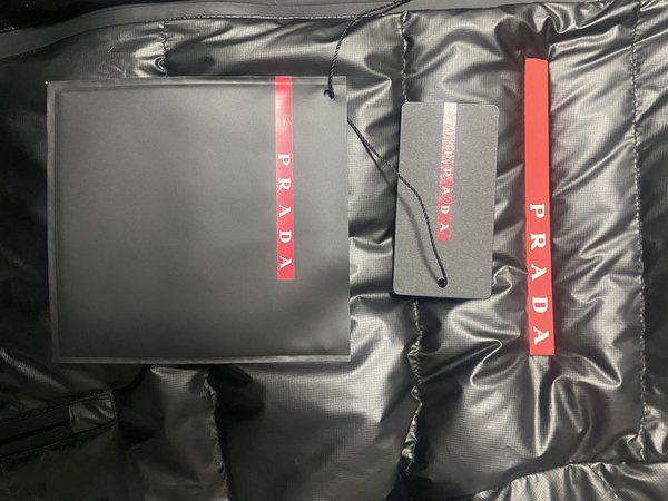 Prada/普拉达 秋冬新款红标羽绒服