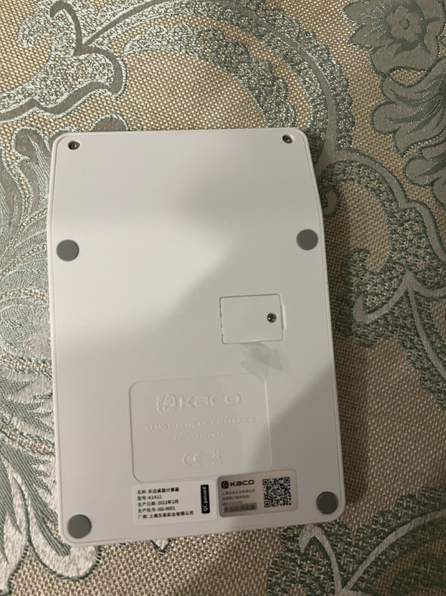 非常实用的家庭办公用计算器。小清新白色外