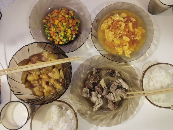 同住人阳了的第11天,好像还苟着