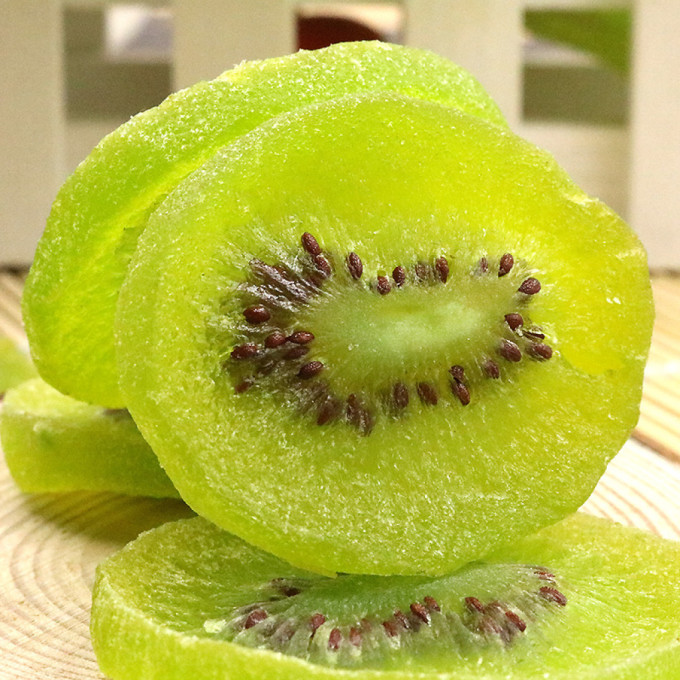 百草味蜜饯果脯