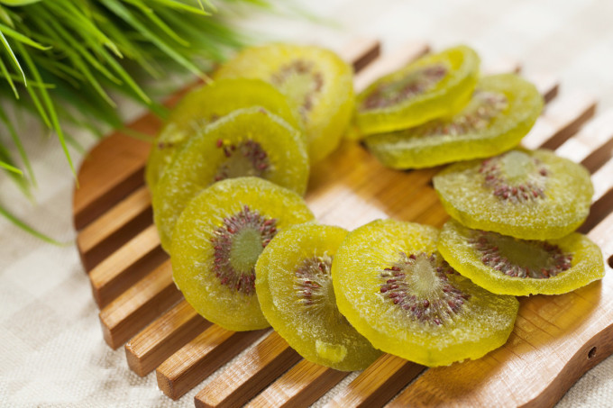 百草味蜜饯果脯