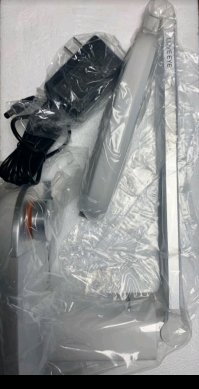 松下普通台灯