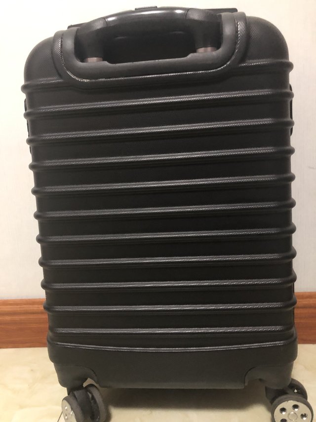 今天被室友夸赞的行李箱