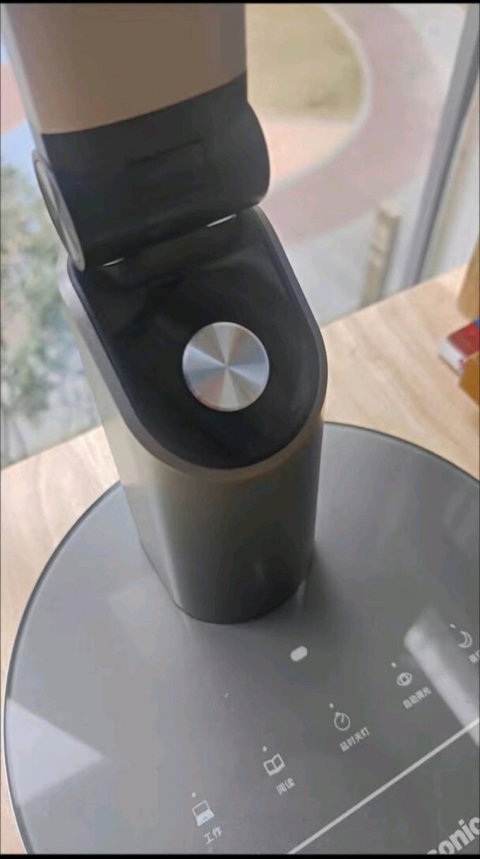 松下普通台灯