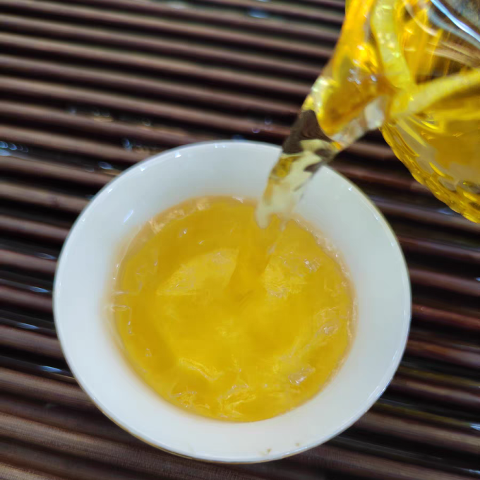 龙地山红茶