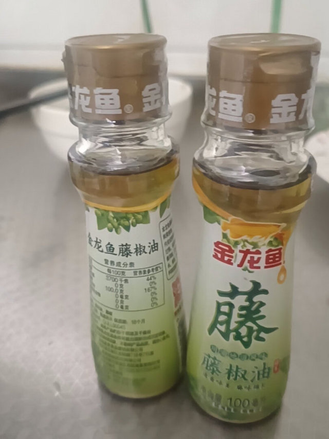 凉拌菜必不可少的调料，一直都买金龙鱼的藤