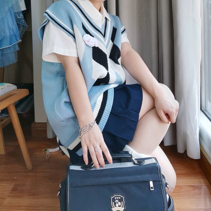 女上装