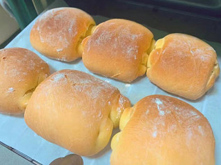200不到的烤箱烤出面包带有家的温馨