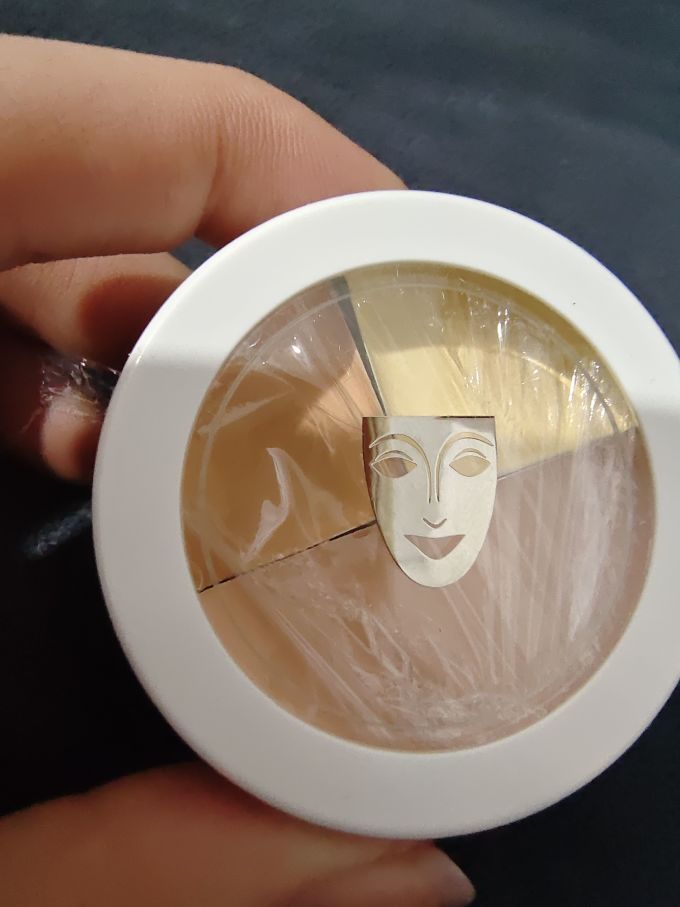 遮瑕膏